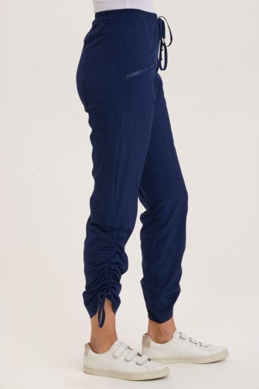 Therosequarter.shop97452f62ca 2