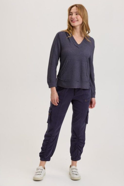 Therosequarter.shop984c75bdef 4