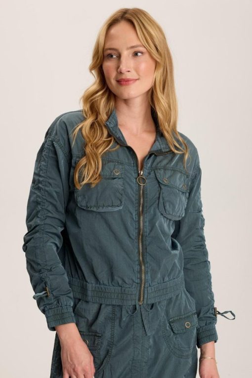 Therosequarter.shop9c43167161 1