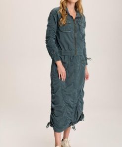 Therosequarter.shop9c43167161 4