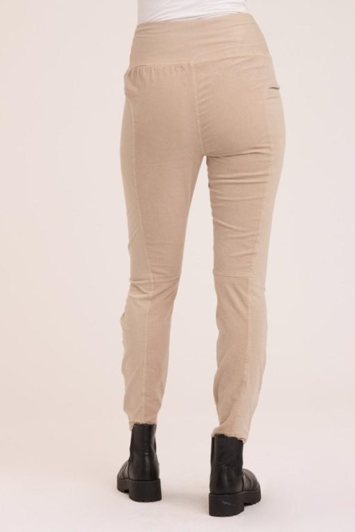 Therosequarter.shop9e6cf113e2 3