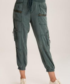 Therosequarter.shopa2422dadd8 1