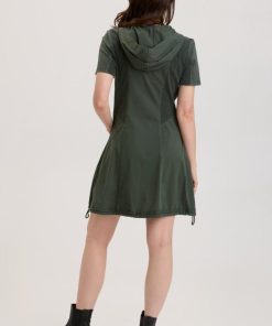 Therosequarter.shopb0ef01725e 3