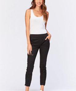 Therosequarter.shopc6889df061 6