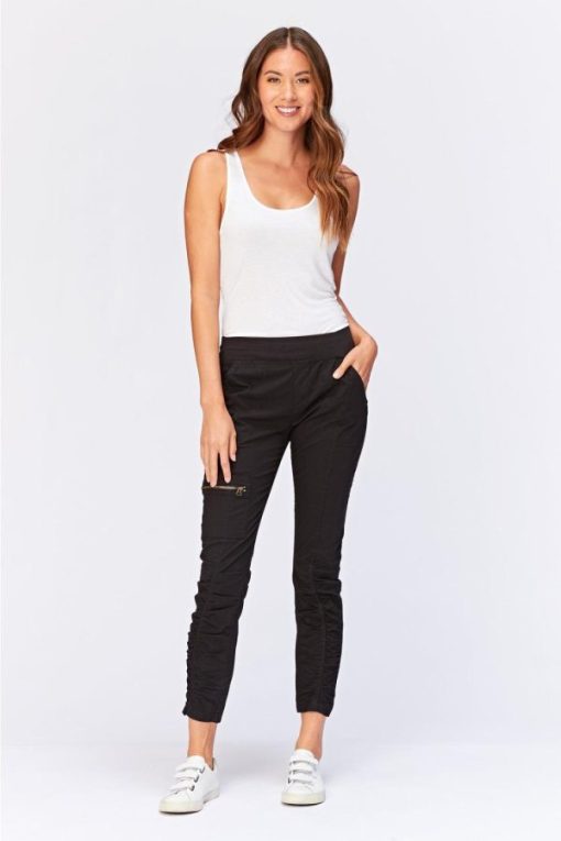 Therosequarter.shopc6889df061 6
