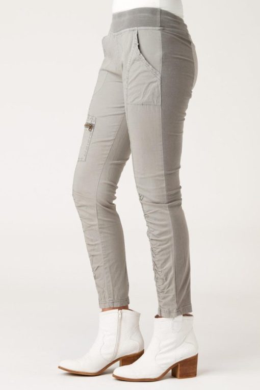 Therosequarter.shopdd0d85e8c5 2
