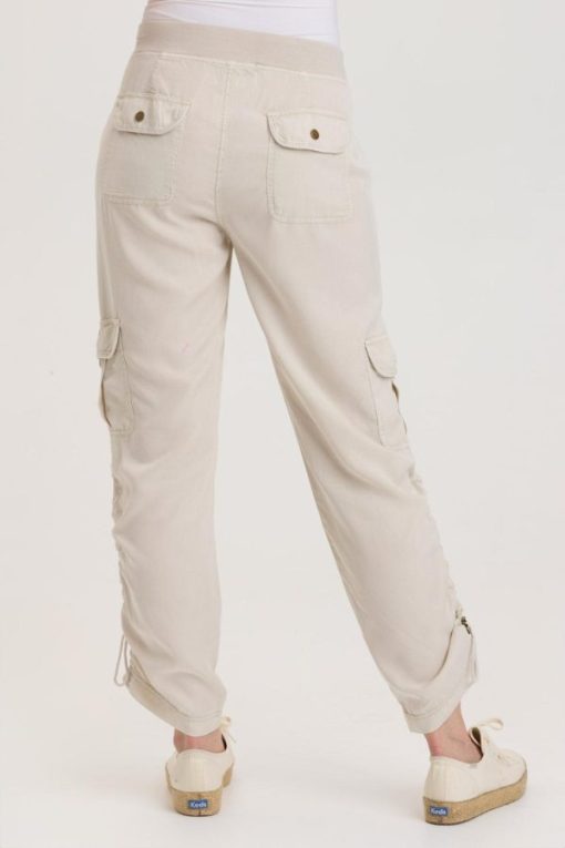 Therosequarter.shope4089f3065 3