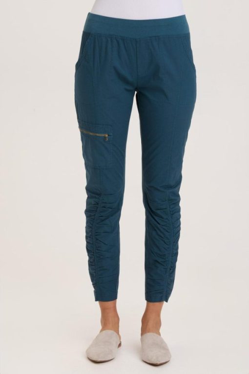 Therosequarter.shoped86fde91f 1