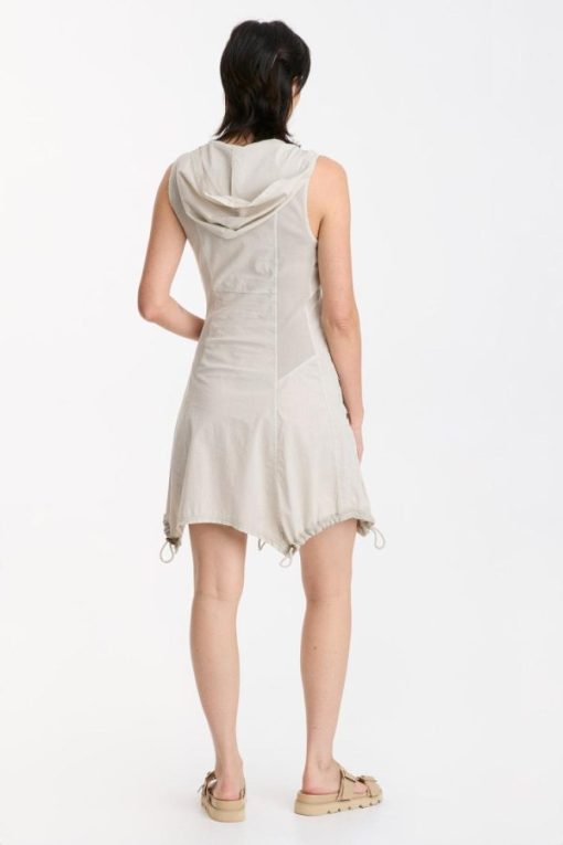 Therosequarter.shopeecf0b9118 3