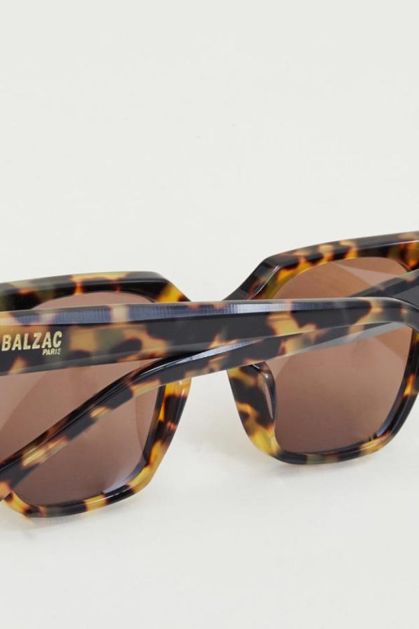 Therosequarter.shop0aed6c3fad 1