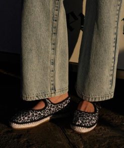 Therosequarter.shop42d0bc0fae 2