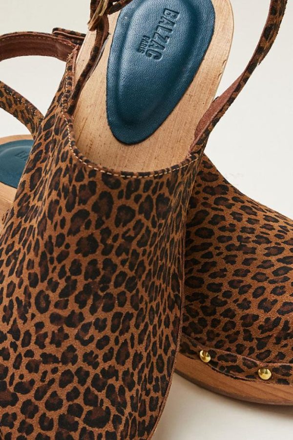 Therosequarter.shop70325e7e5b 5