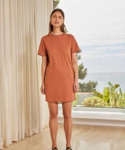 Therosequarter.shop70bbe7b40a 4