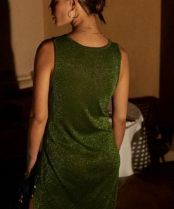 Therosequarter.shop837a2c851f 3