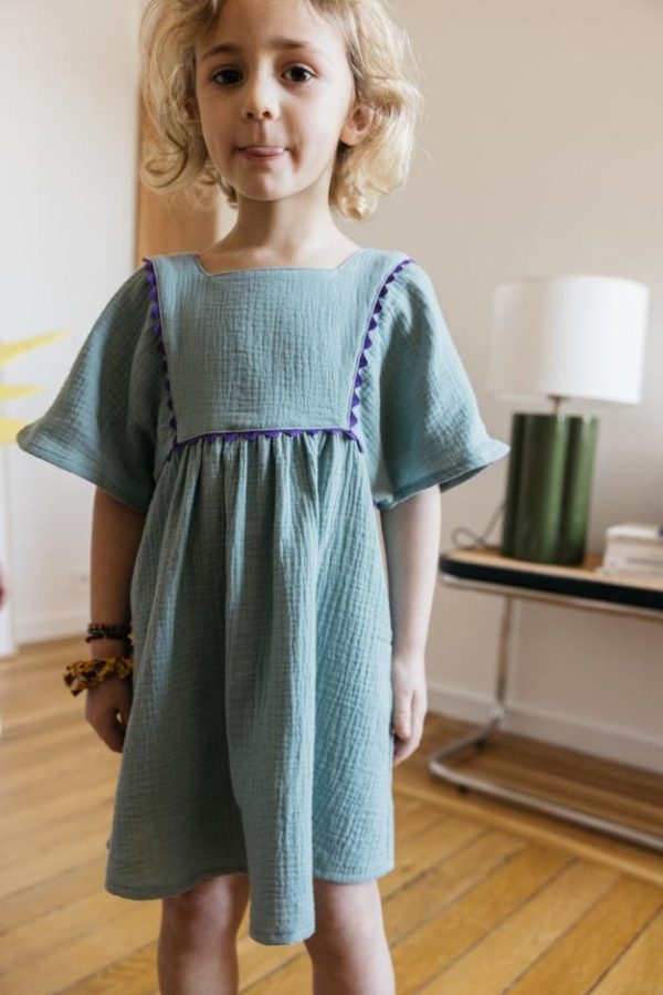 Therosequarter.shopa04fe122ef 1