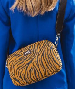 Therosequarter.shopa7da23d6f1 1