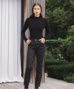 Therosequarter.shopcb618ca2ed 2