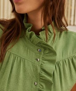 Therosequarter.shopfc2a42618b 2